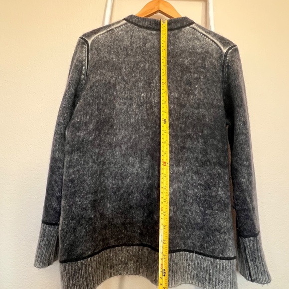 360 Cashmere Gray Distressed Pattern Long Sweater Loose Fit Size M - Picture 14 of 14